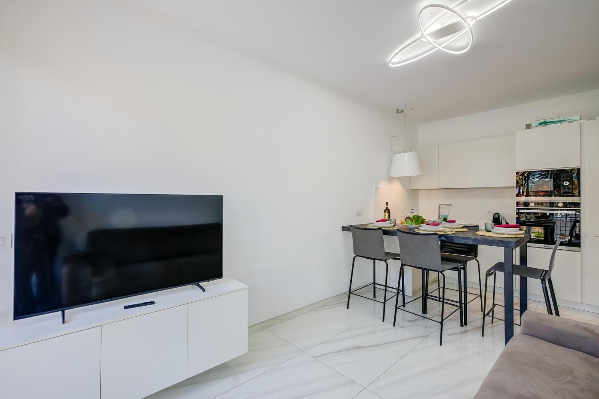 Beachy Vibes- 900M From The Beach - Happy Rentals Marina dʼMarina dʼAndora Exteriör bild