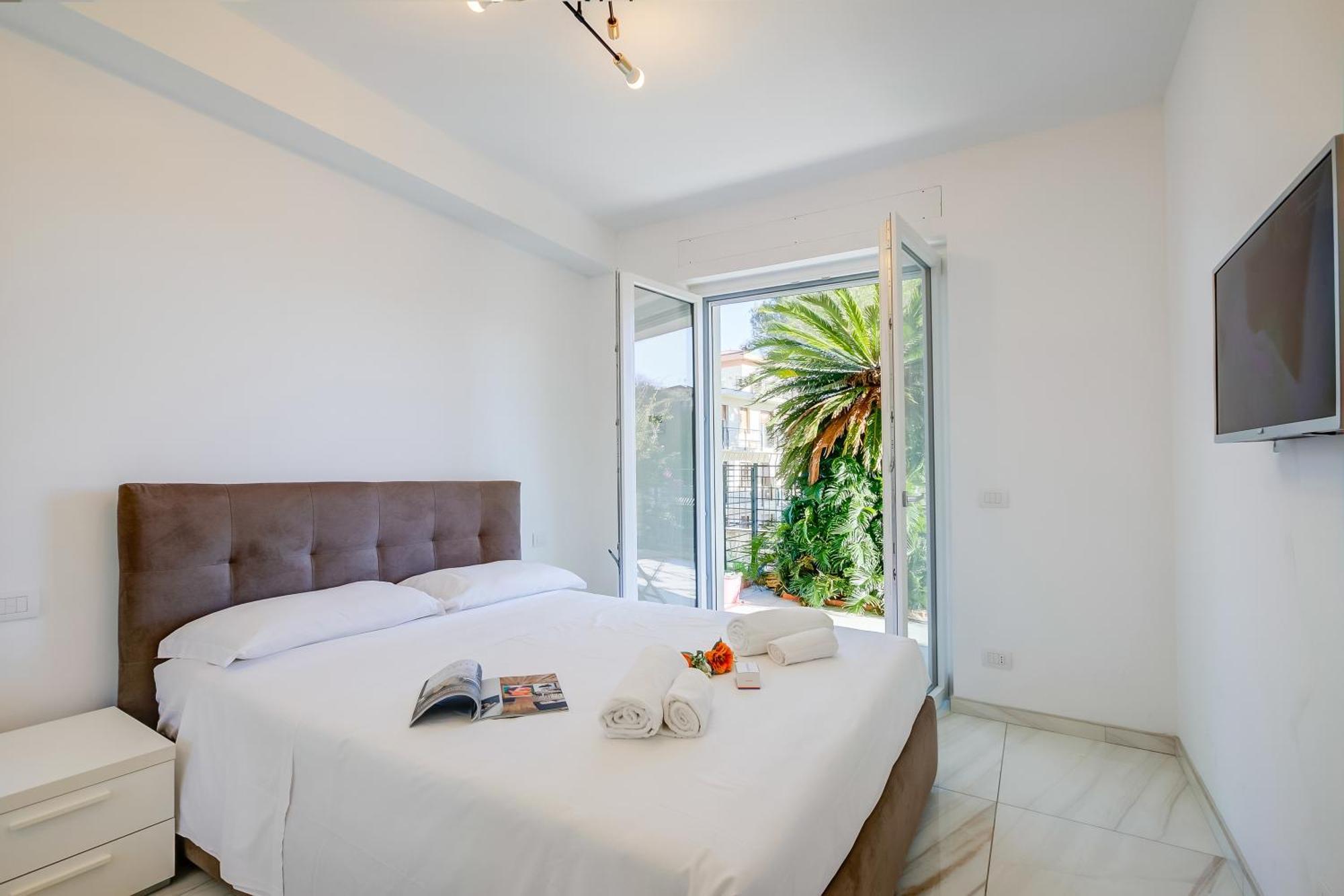 Beachy Vibes- 900M From The Beach - Happy Rentals Marina dʼMarina dʼAndora Exteriör bild